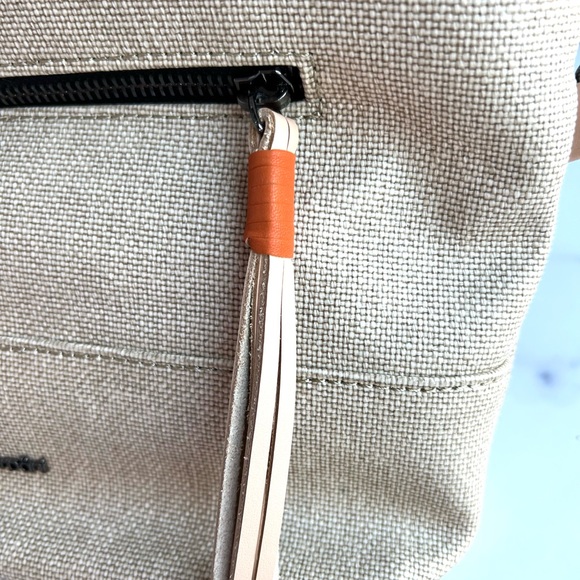 Sherpani Paige - NEW - Picture 5 of 8